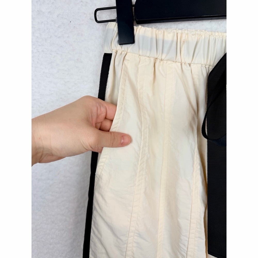 LAGUA GEM • Cream/Black Wide-Leg Ribbon Trim High-Waisted Drawstring Pants, S - Picture 10 of 16